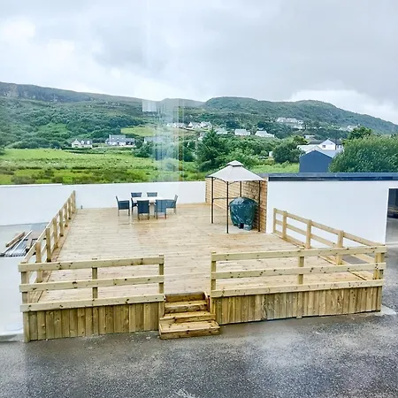 New Spacious Coastal Retreat Apartamento