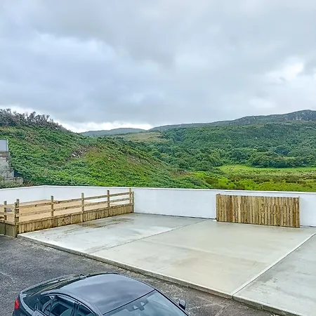 New Spacious Coastal Retreat * Dunfanaghy