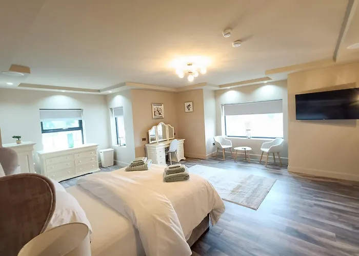 New Spacious Coastal Retreat * Dunfanaghy