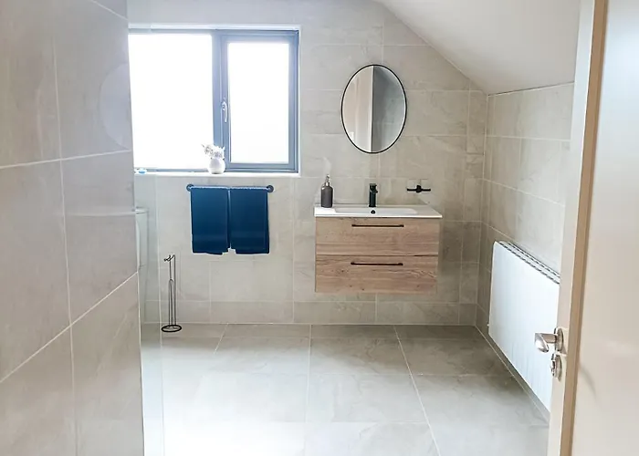 New Spacious Coastal Retreat Appartement *