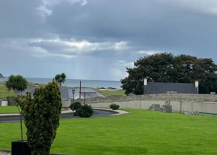 New Spacious Coastal Retreat Dunfanaghy