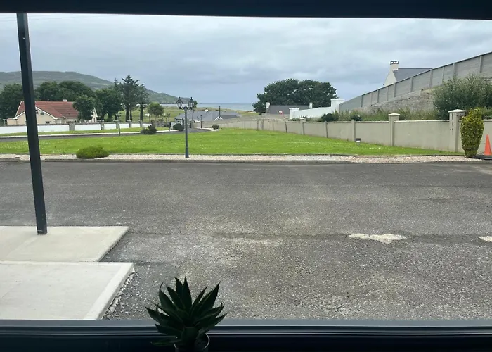 New Spacious Coastal Retreat Appartement *